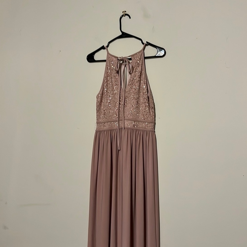 - Blush pink floor length gown by Morgan & Co. sz 9-10 - Picture 4 of 9
